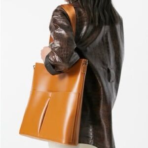 Claudia Canova Double Pocket Tan Tote Bag